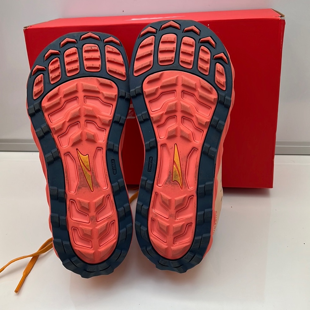 Altra Womens Superior 5 - Picture 4 of 4